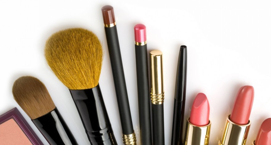 Como fazer um make básico para o trabalho